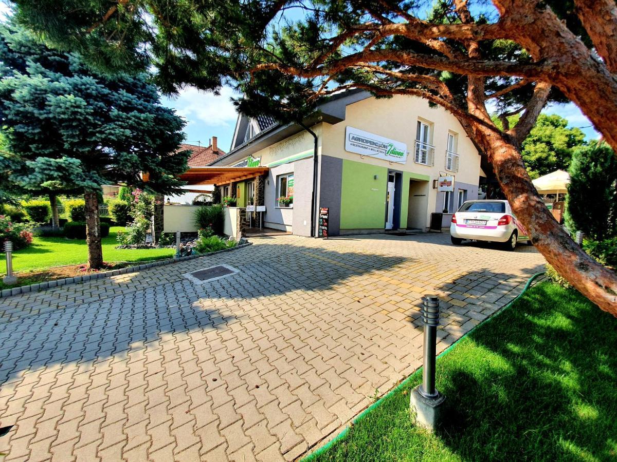 Agropenzion 7Divov Dolna Krupa 외부 사진