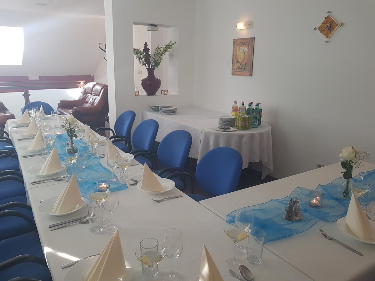 Agropenzion 7Divov Dolna Krupa 외부 사진